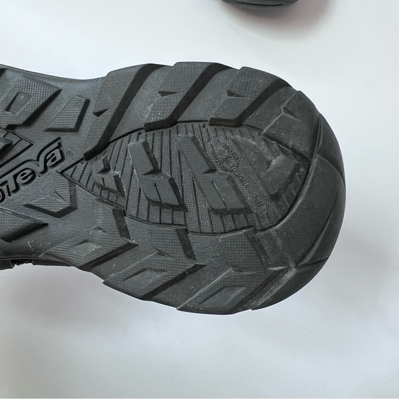 EUC Men’s TEVA All Terrain/Water Sandals - Picture 6 of 12